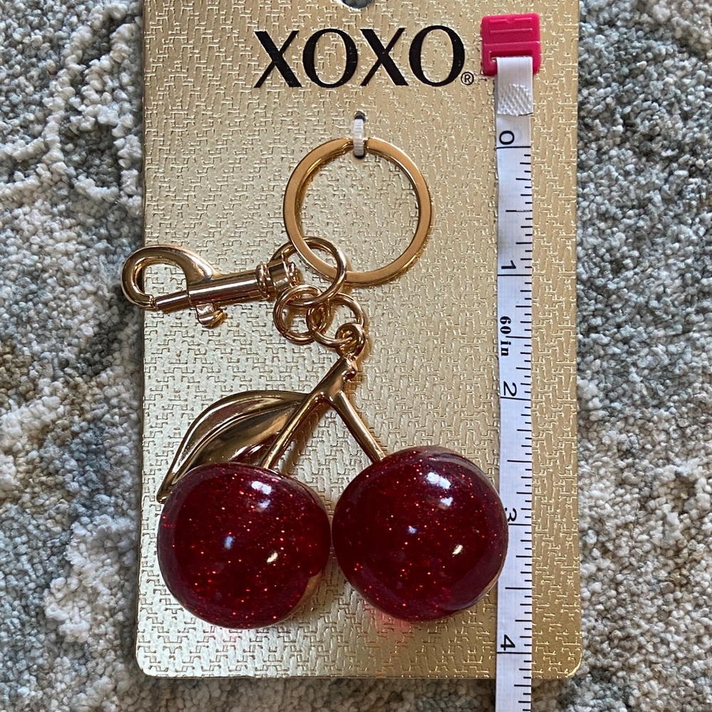 XOXO Cherry Key Holder - Red and Gold - Picture 2 of 2